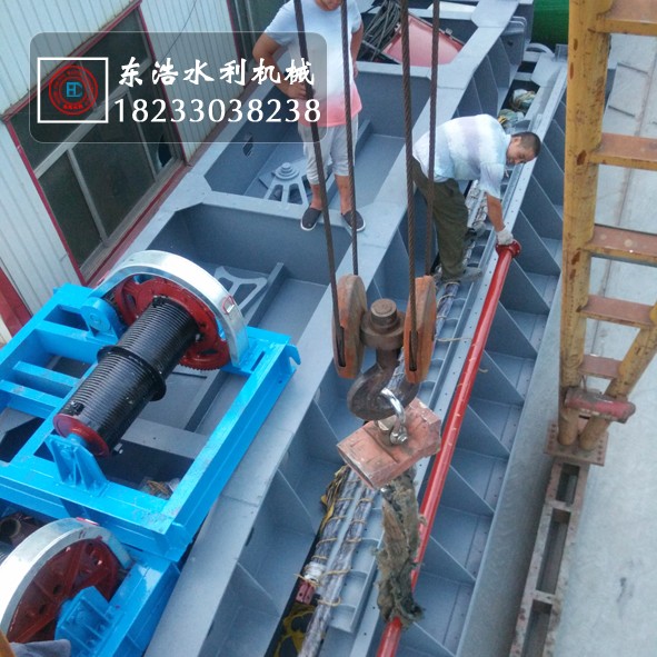 2-125KN卷扬机钢闸门发货6.jpg 2-125KN卷扬机钢闸门发货6.jpg