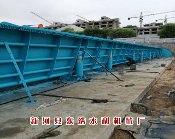 液压翻板钢坝52377959591.jpg 液压翻板钢坝52377959591.jpg